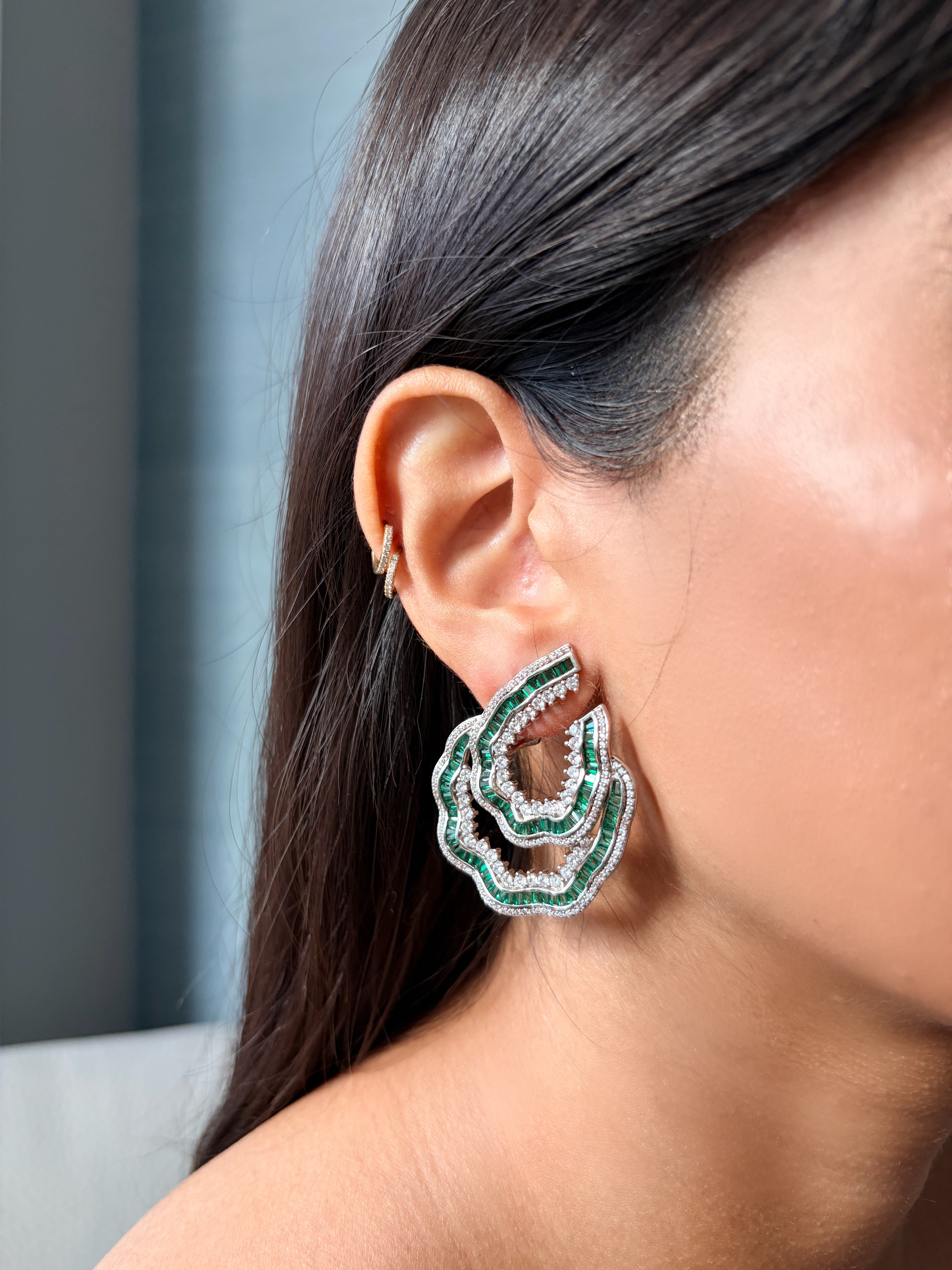 THE WAVE